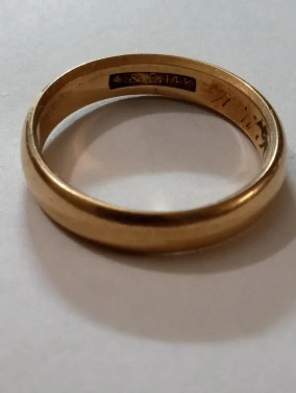 J.R. Wood & Sons Gold Vintage Victorian Wedding Band @ Early 1870's - Size: 9